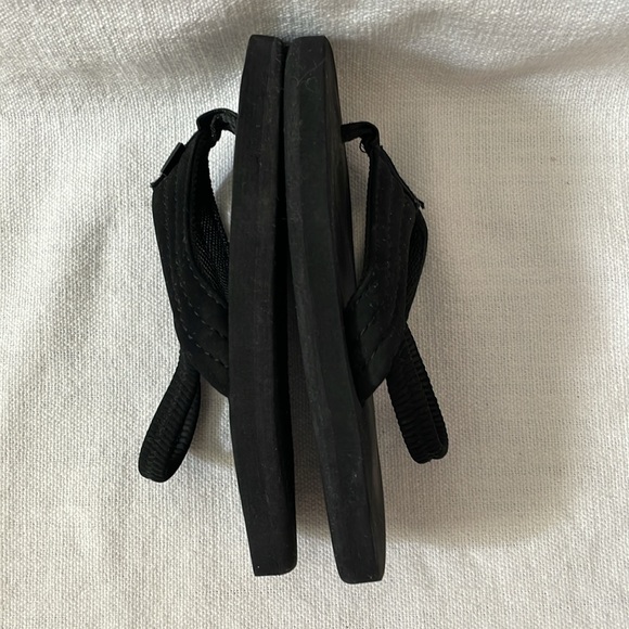 Rainbow Flip Flops with back strap toddler size 9/10 - Picture 5 of 11